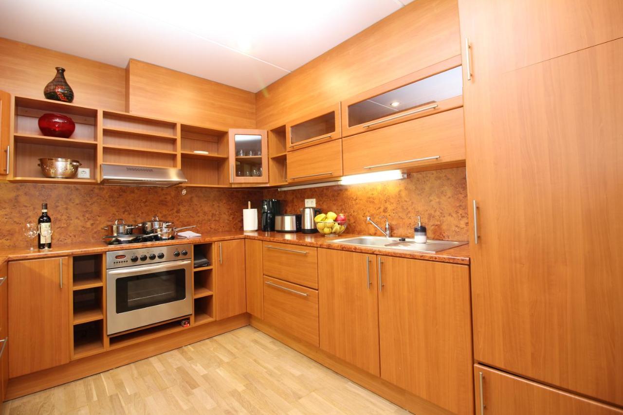 Tallinn City Apartments Roosikrantsi Екстер'єр фото
